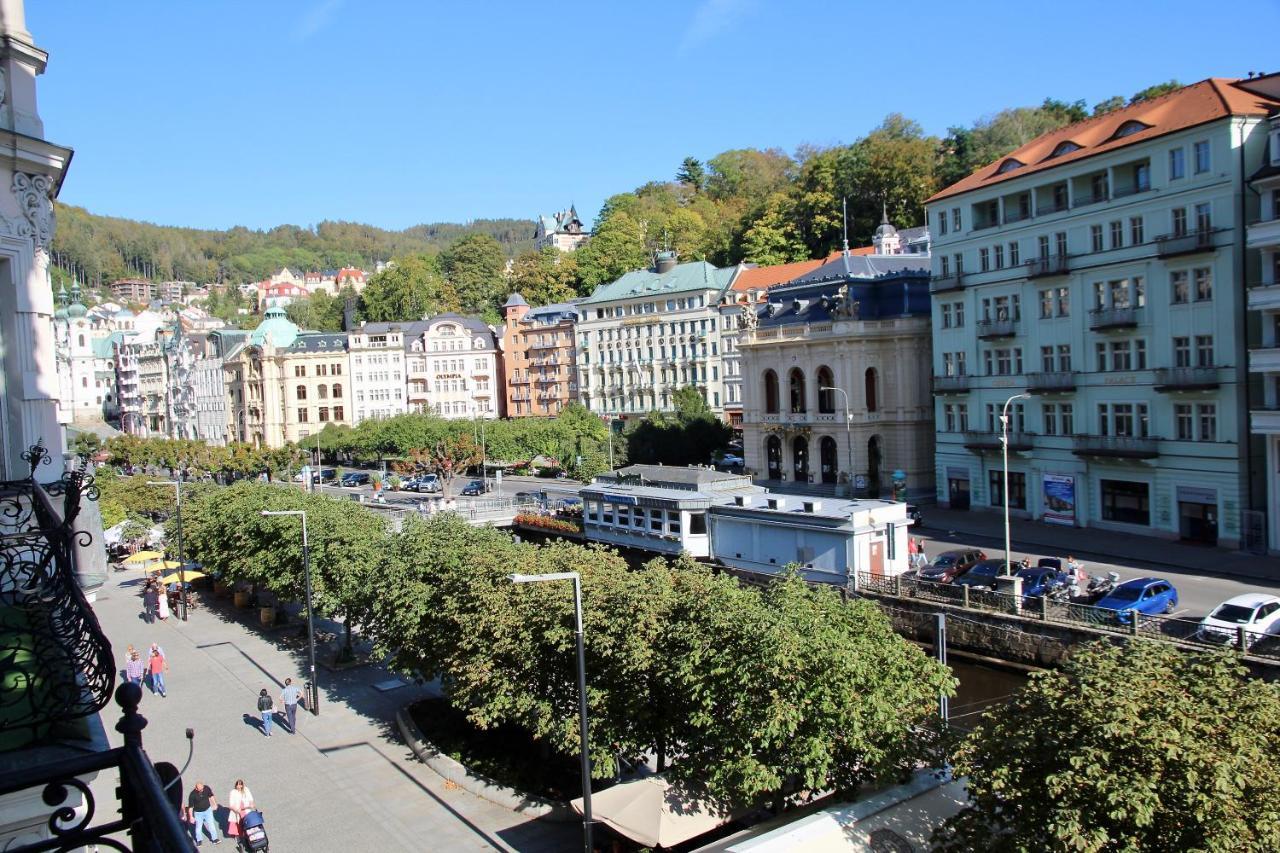Apartman Sylva Na Stare Louce 42 Karlovy Vary Kültér fotó